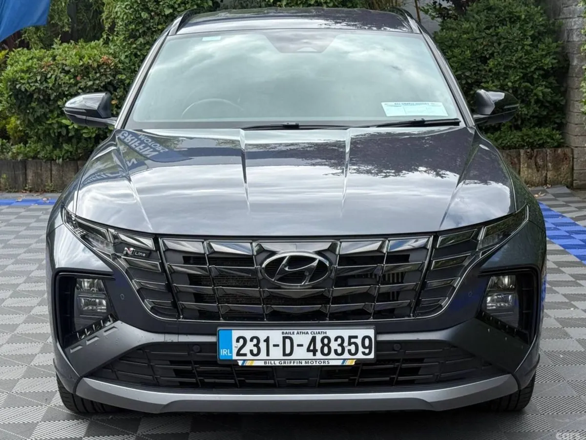 Hyundai Tucson SUV, Petrol Plug-in Hybrid, 2023, Grey
