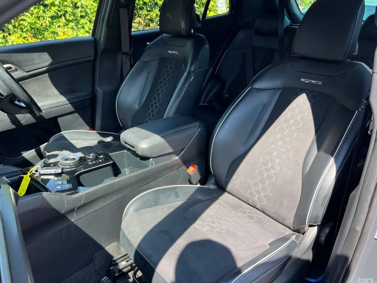 Kia Sportage Estate, Petrol Plug-in Hybrid, 2023, Grey