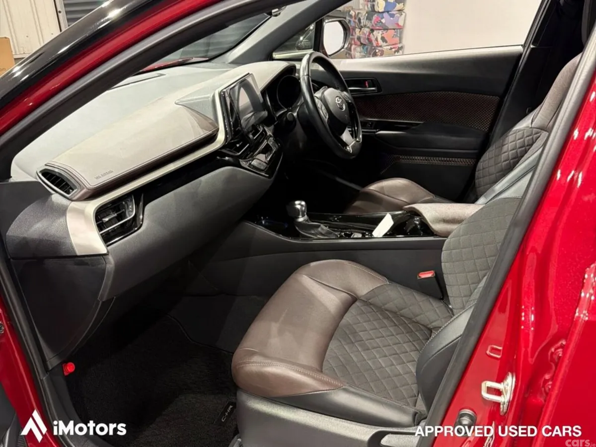 Toyota C-HR SUV, Petrol Hybrid, 2019, Red