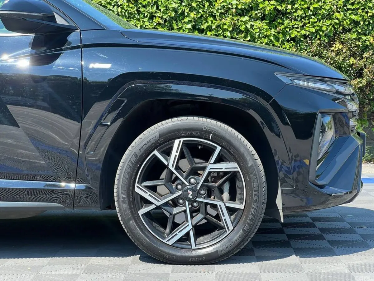 Hyundai Tucson SUV, Petrol Plug-in Hybrid, 2024, Black