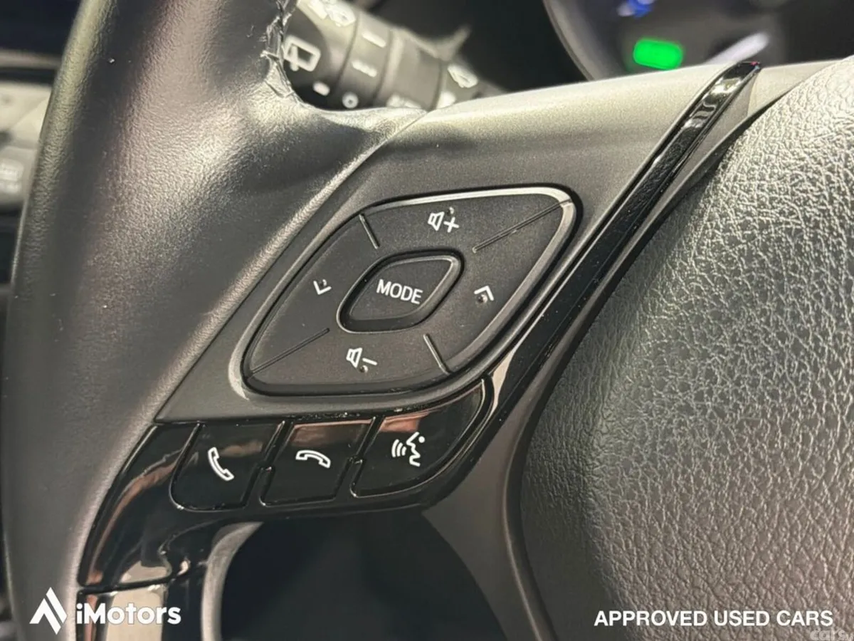 Toyota C-HR SUV, Petrol Hybrid, 2019, Red
