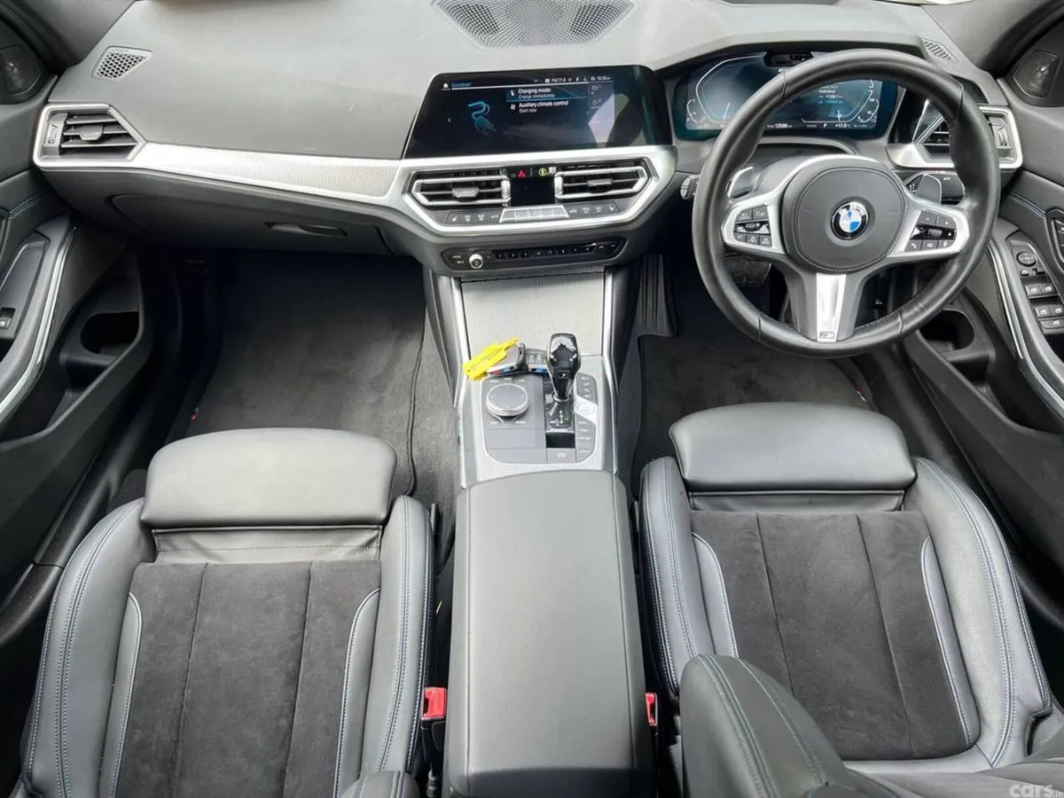 BMW 3-Series Saloon, Petrol Plug-in Hybrid, 2020, White
