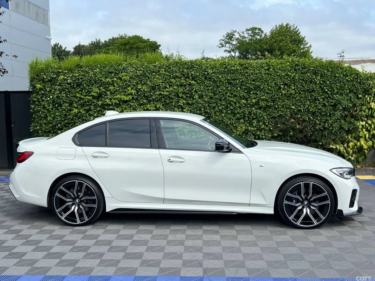 BMW 3-Series Saloon, Petrol Plug-in Hybrid, 2020, White