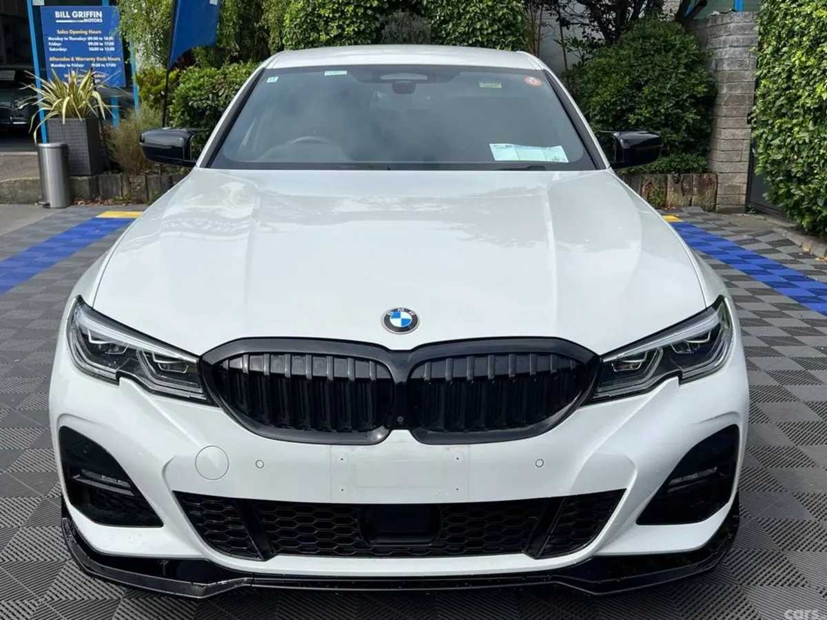 BMW 3-Series Saloon, Petrol Plug-in Hybrid, 2020, White