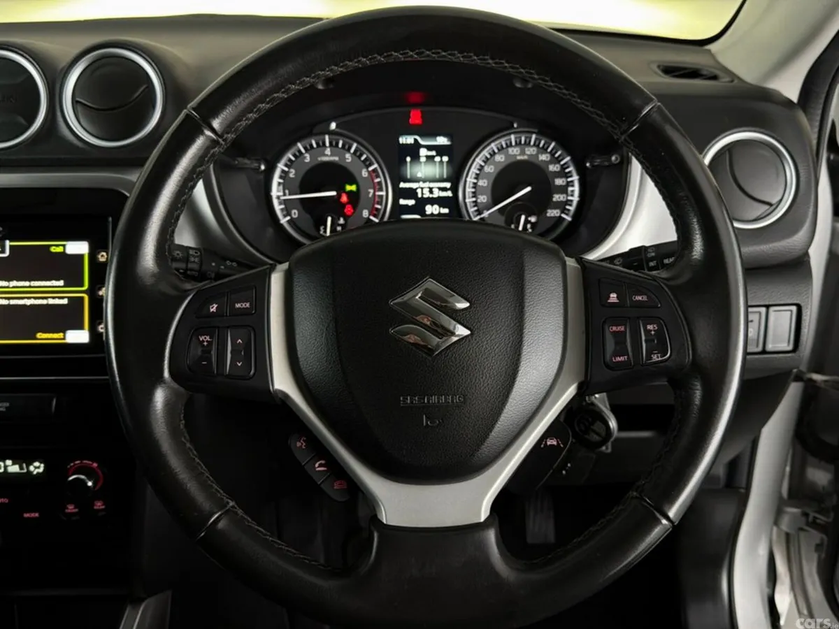 Suzuki Vitara SUV, Petrol, 2021, Silver
