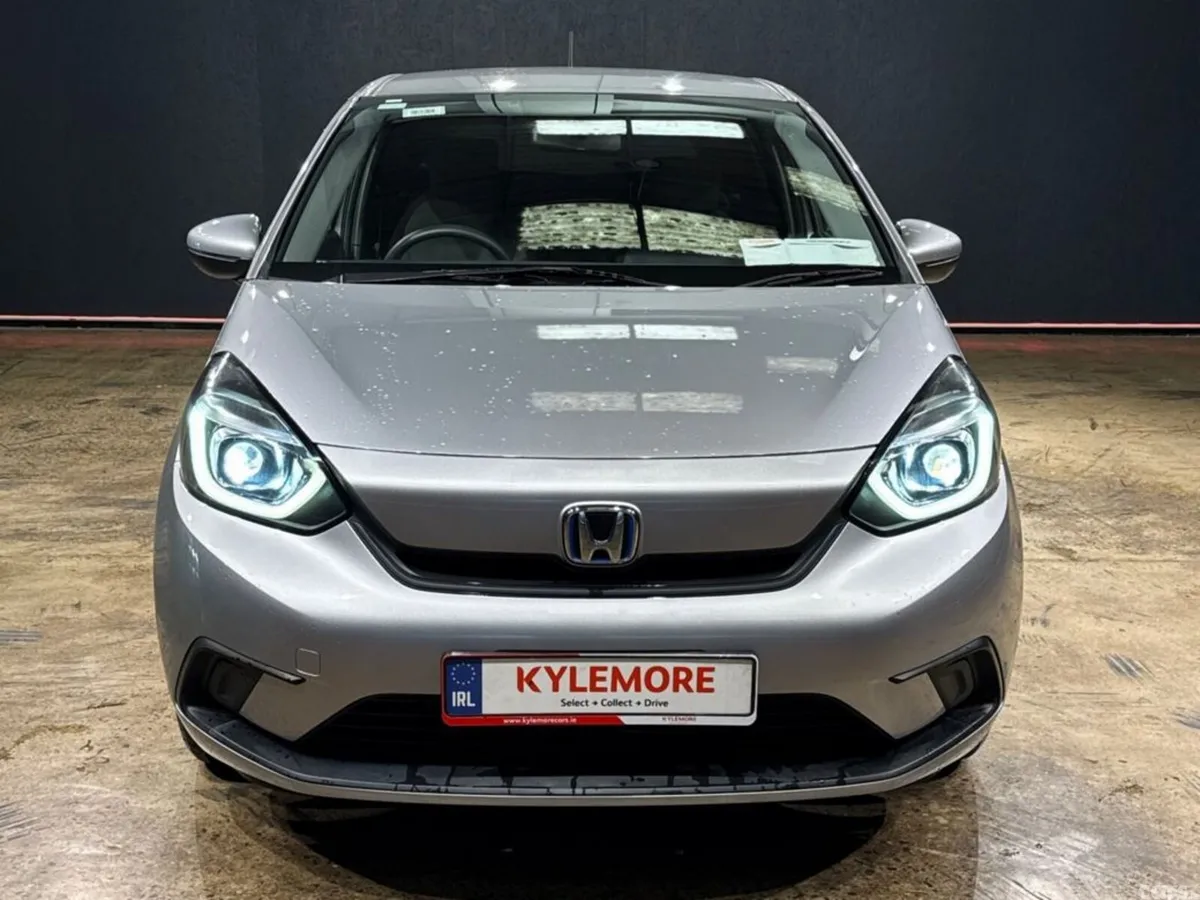 Honda Fit Hatchback, Petrol Hybrid, 2021, Silver