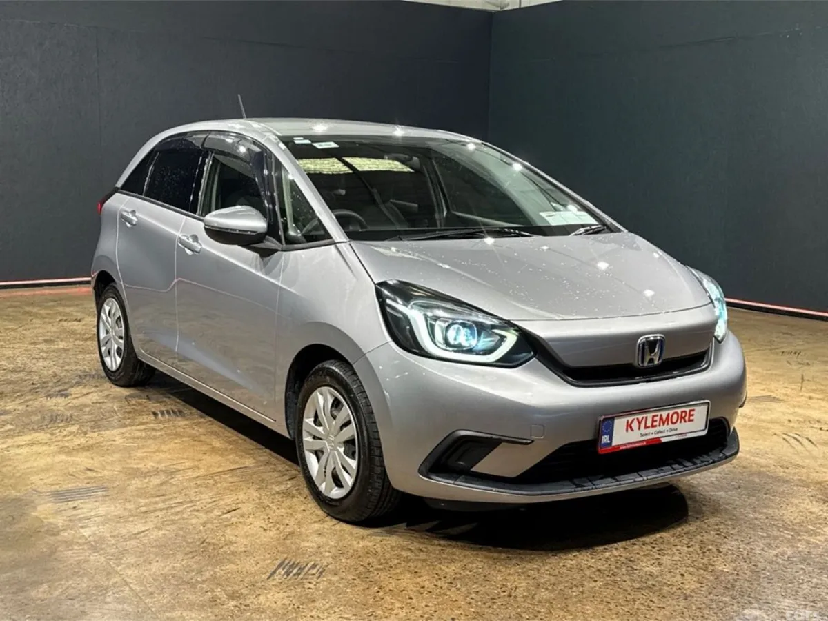 Honda Fit Hatchback, Petrol Hybrid, 2021, Silver