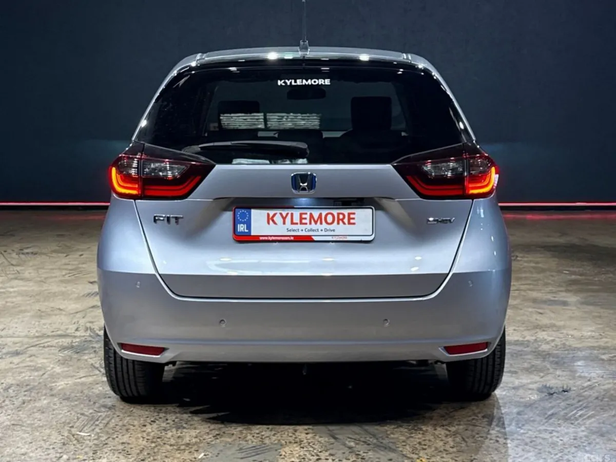 Honda Fit Hatchback, Petrol Hybrid, 2023, Silver