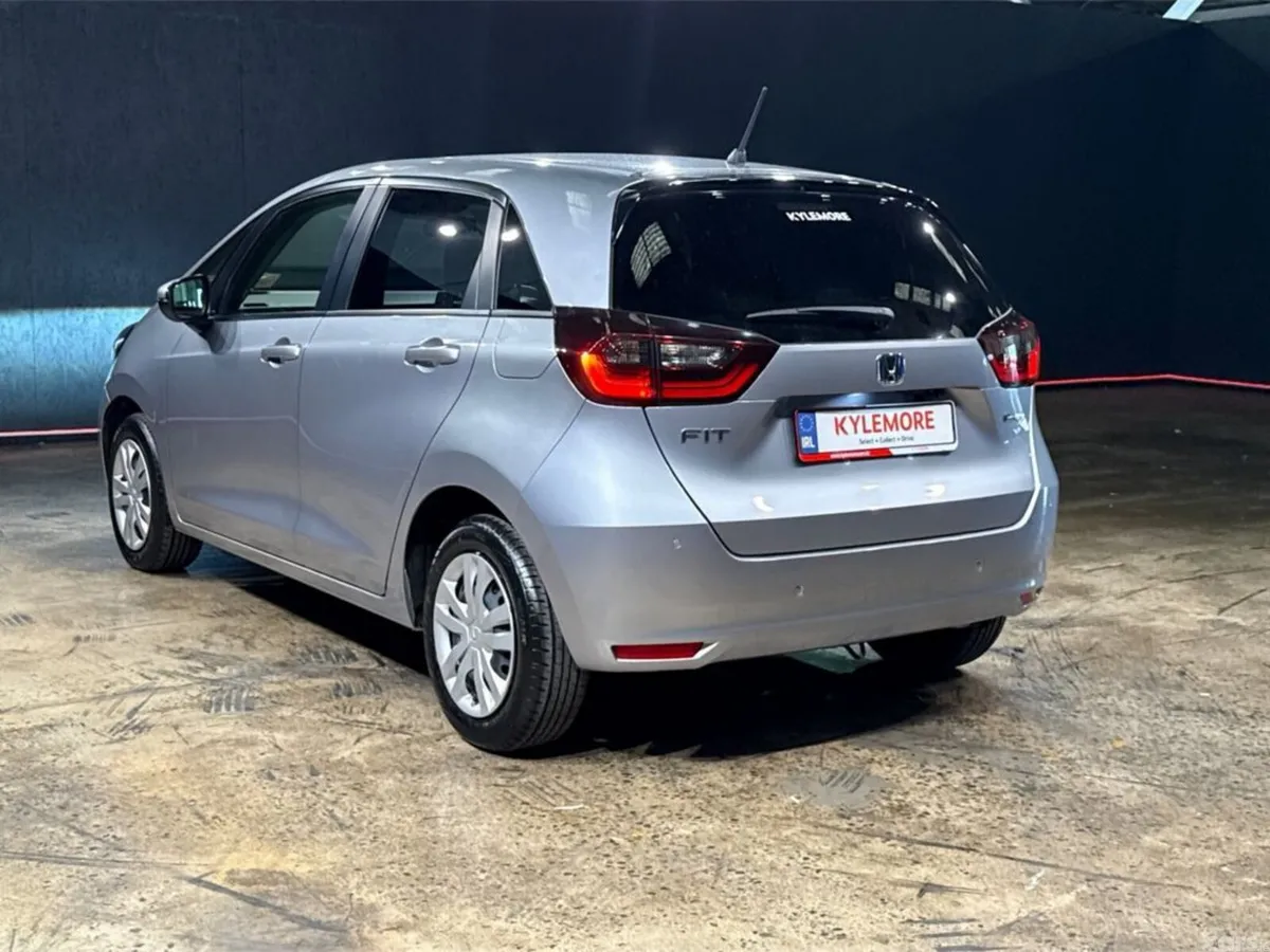 Honda Fit Hatchback, Petrol Hybrid, 2023, Silver