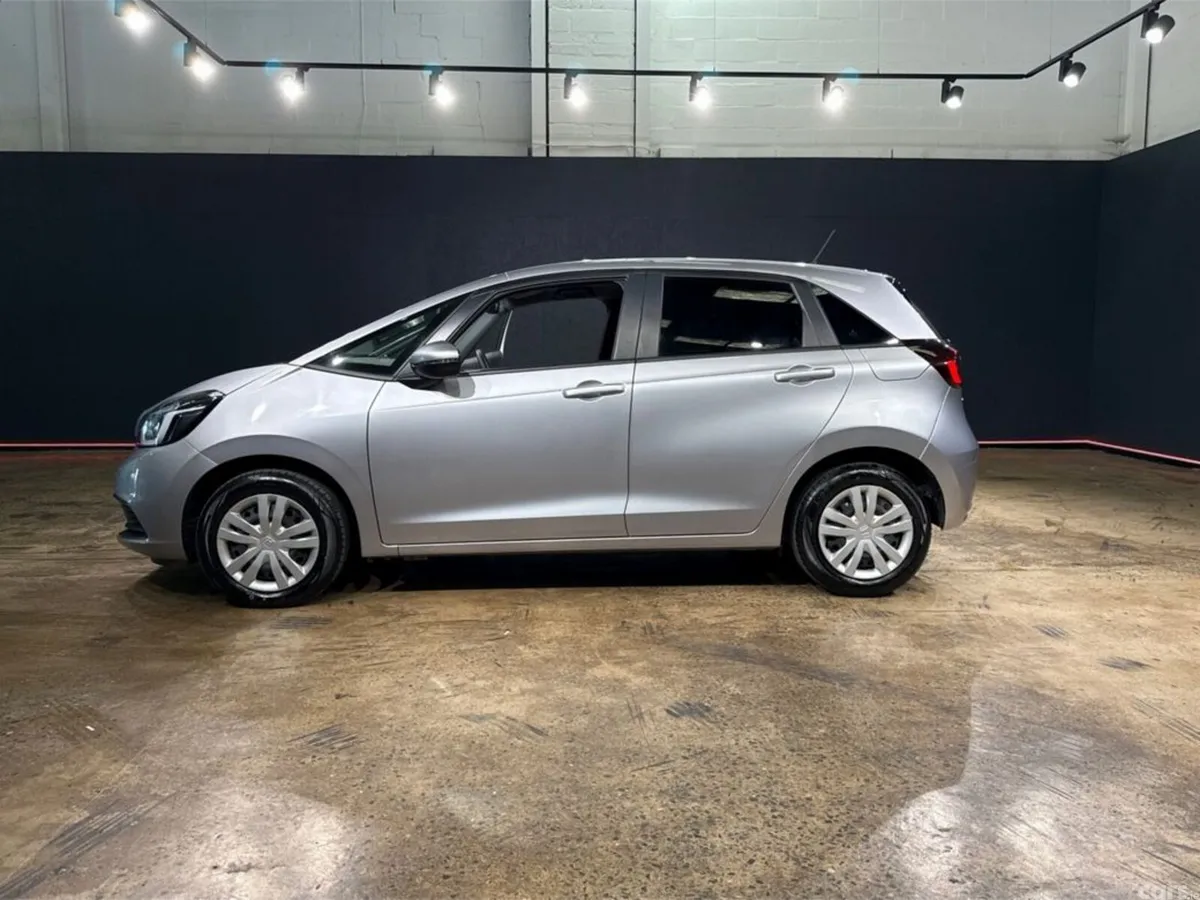 Honda Fit Hatchback, Petrol Hybrid, 2023, Silver