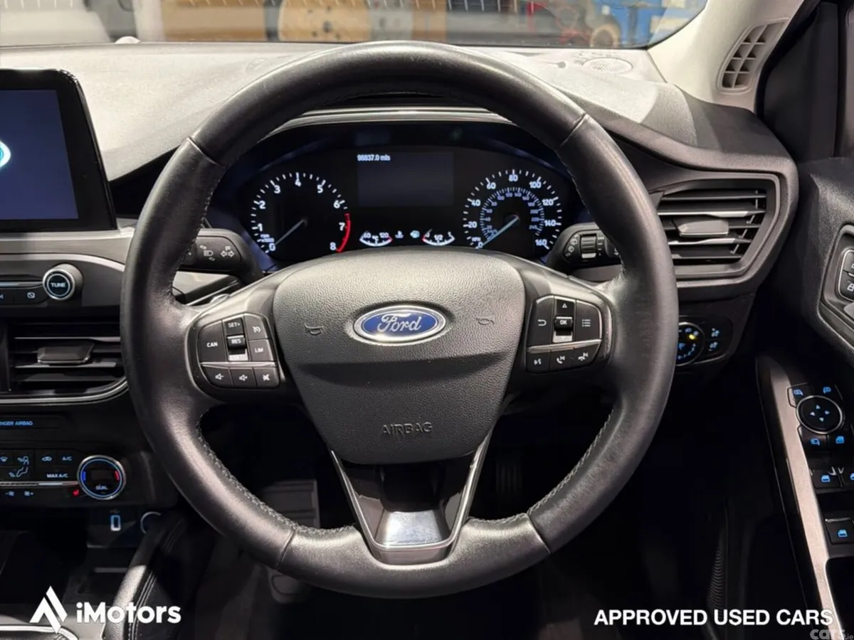 Ford Focus Hatchback, Petrol, 2019, Blue