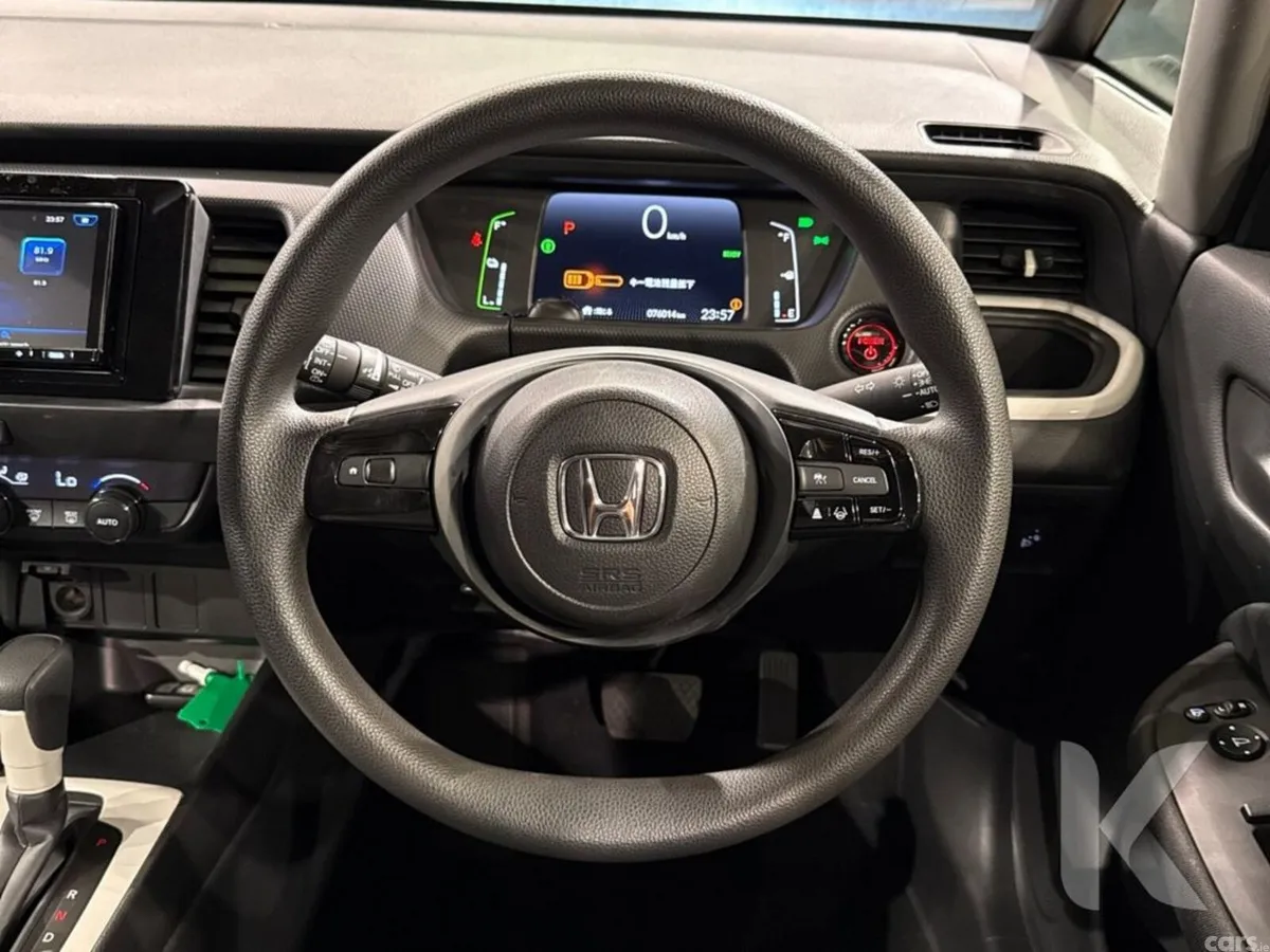 Honda Fit Hatchback, Petrol Hybrid, 2023, Silver