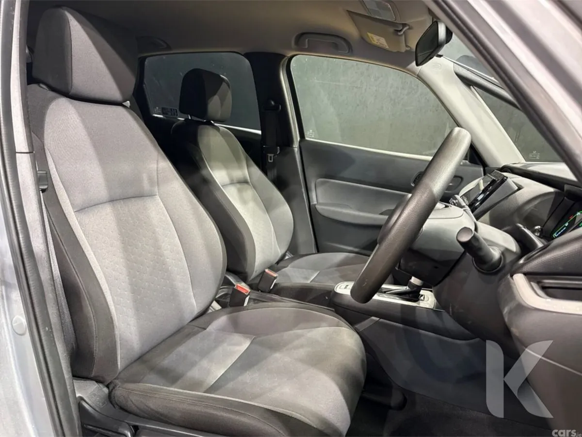 Honda Fit Hatchback, Petrol Hybrid, 2023, Silver