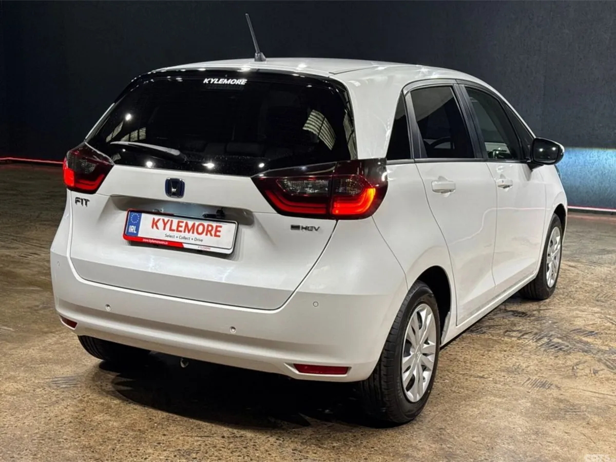 Honda Fit Hatchback, Petrol Hybrid, 2024, White