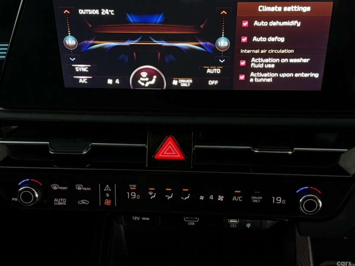 Kia Niro Hatchback, Petrol Hybrid, 2024, Black