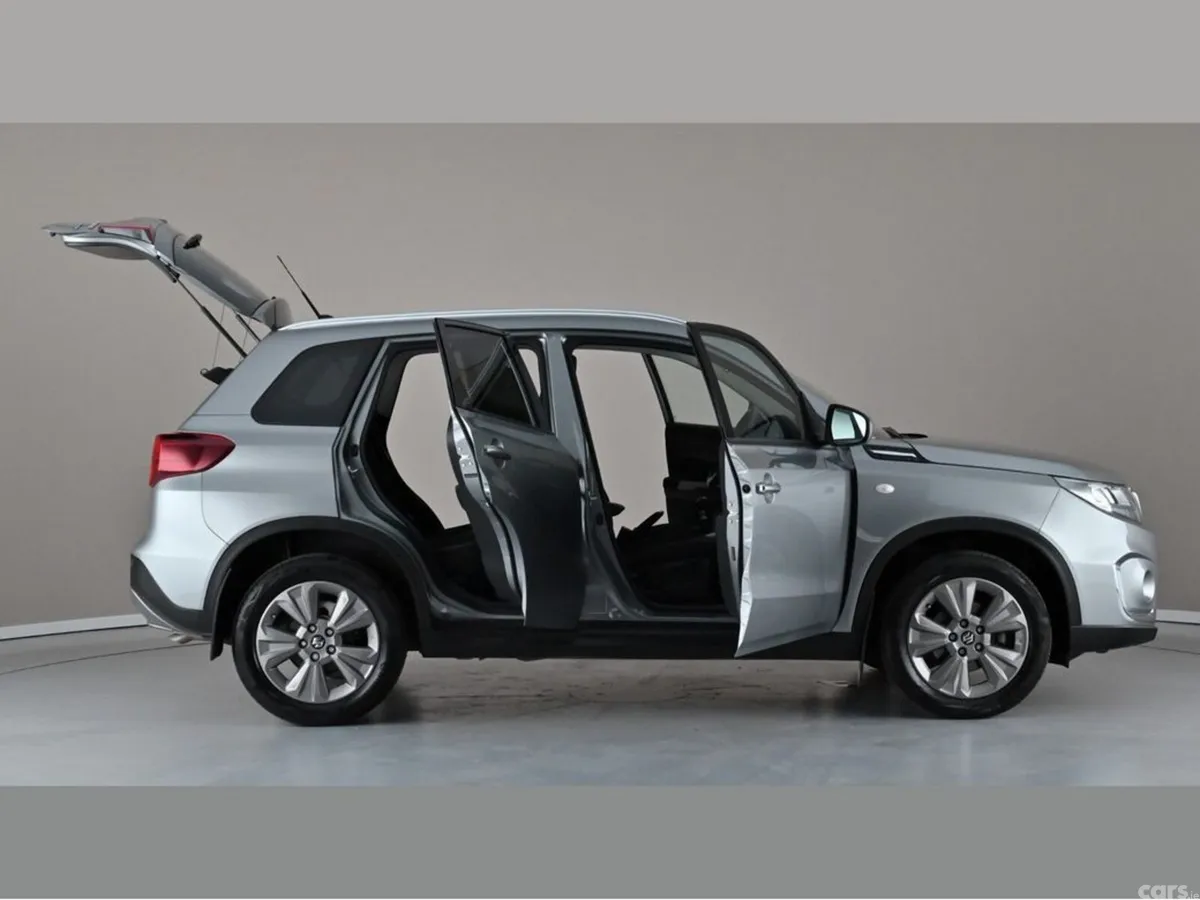 Suzuki Vitara SUV, Petrol, 2024, Grey