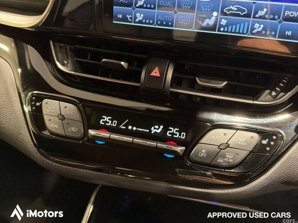 Toyota C-HR SUV, Petrol Hybrid, 2021, Blue