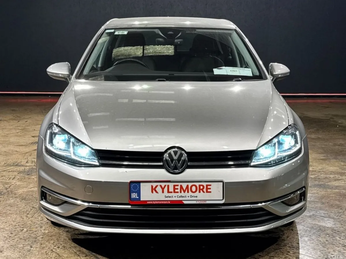 Volkswagen Golf Hatchback, Petrol, 2019, Silver