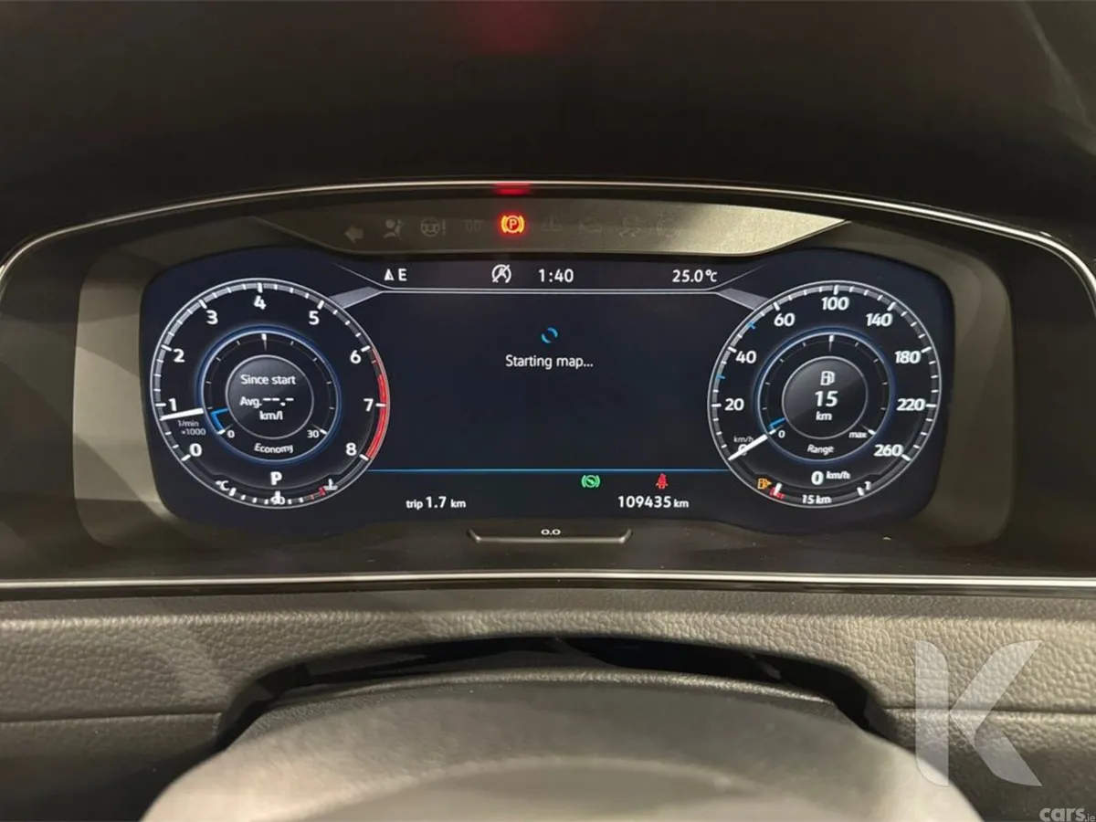 Volkswagen Golf Hatchback, Petrol, 2019, Silver