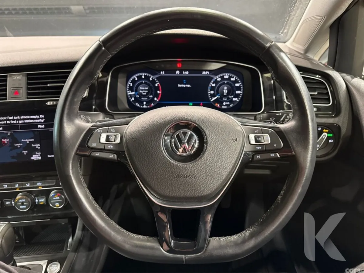 Volkswagen Golf Hatchback, Petrol, 2019, Silver