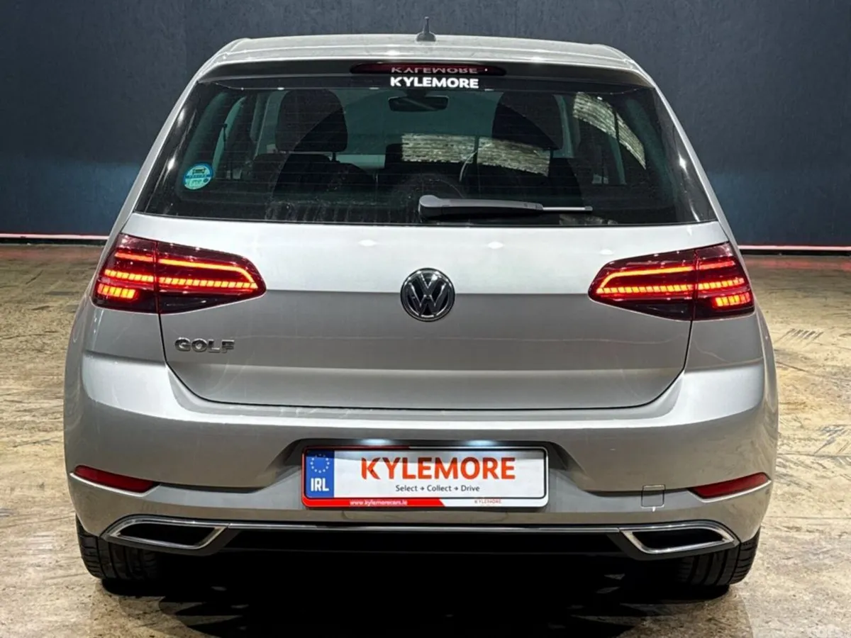 Volkswagen Golf Hatchback, Petrol, 2019, Silver