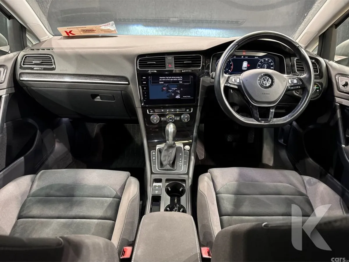 Volkswagen Golf Hatchback, Petrol, 2019, Silver