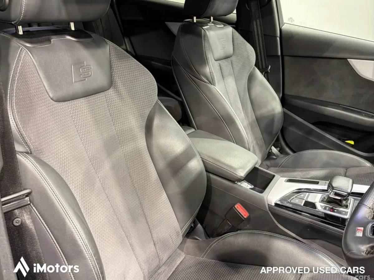 Audi A4 Saloon, Diesel, 2022, Blue