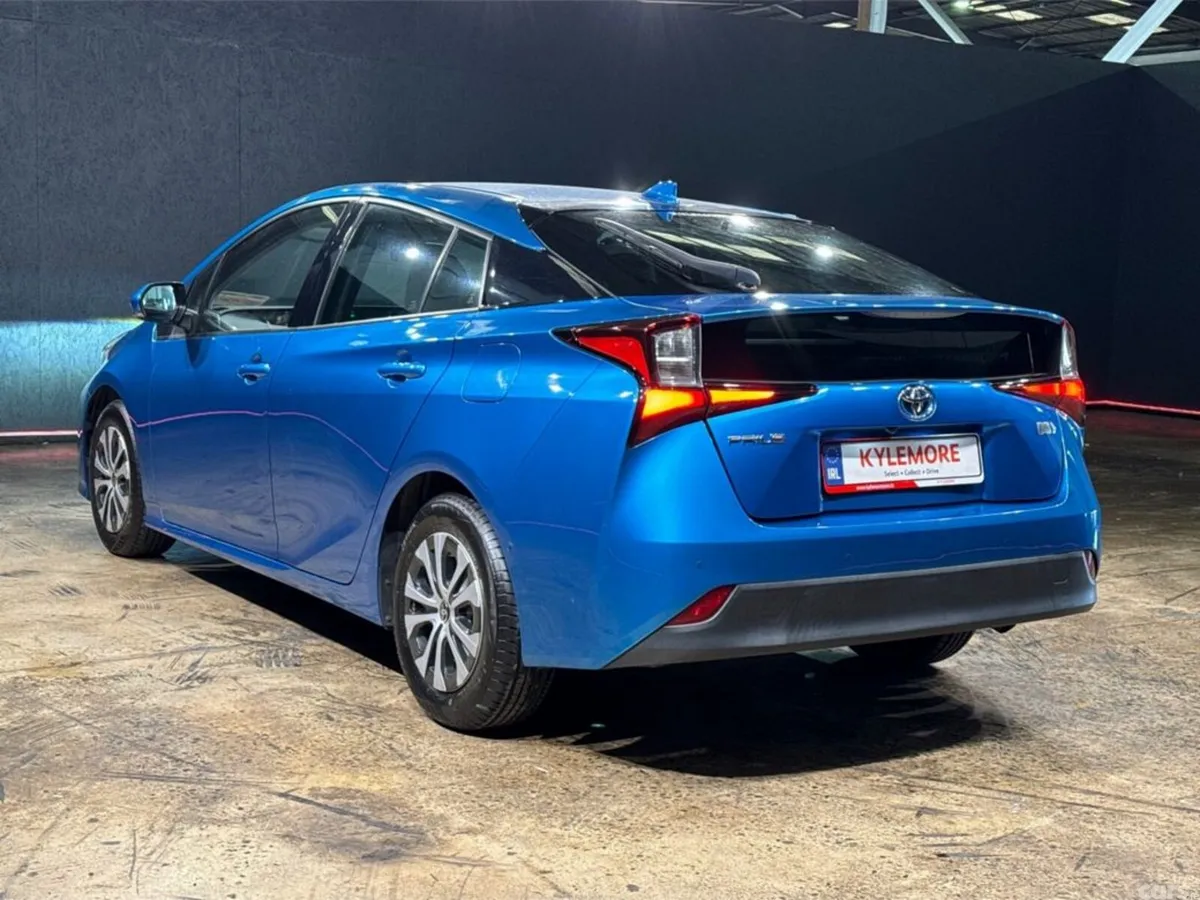 Toyota Prius Saloon, Petrol Hybrid, 2020, Blue