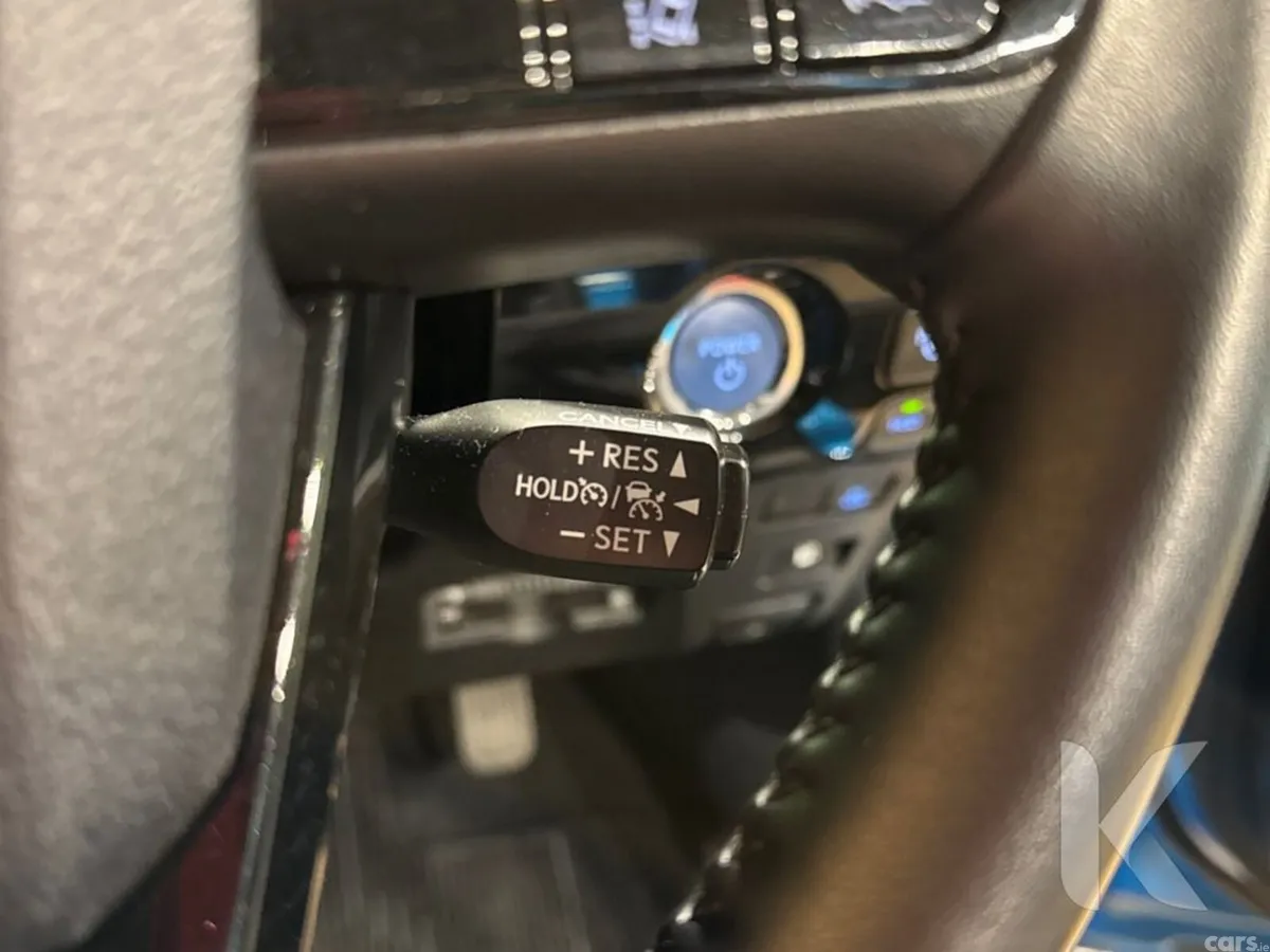 Toyota Prius Saloon, Petrol Hybrid, 2020, Blue