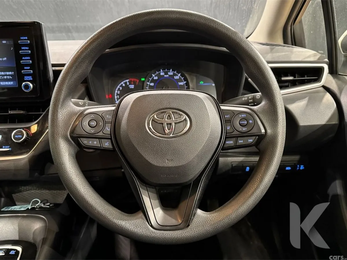 Toyota Corolla Saloon, Petrol Hybrid, 2020, White