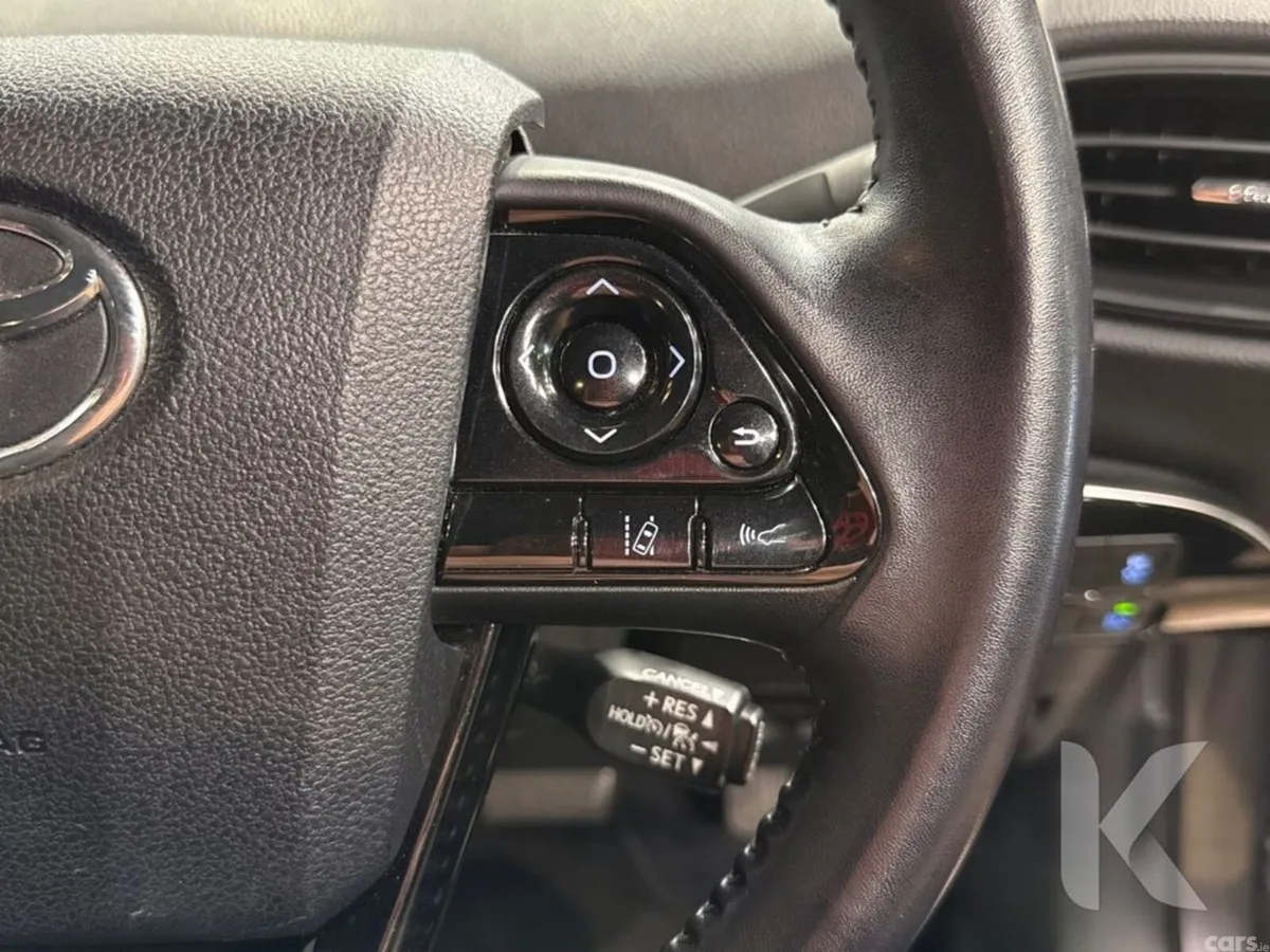 Toyota Prius Saloon, Petrol Hybrid, 2020, Grey