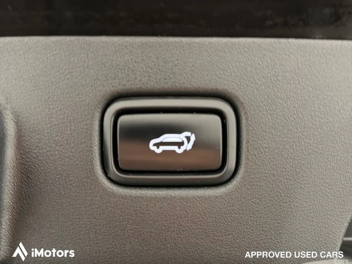 Kia EV6 SUV, Electric, 2025, Black