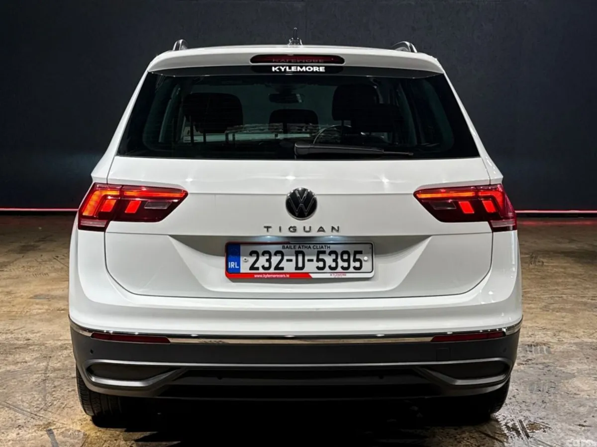Volkswagen Tiguan SUV, Diesel, 2023, White