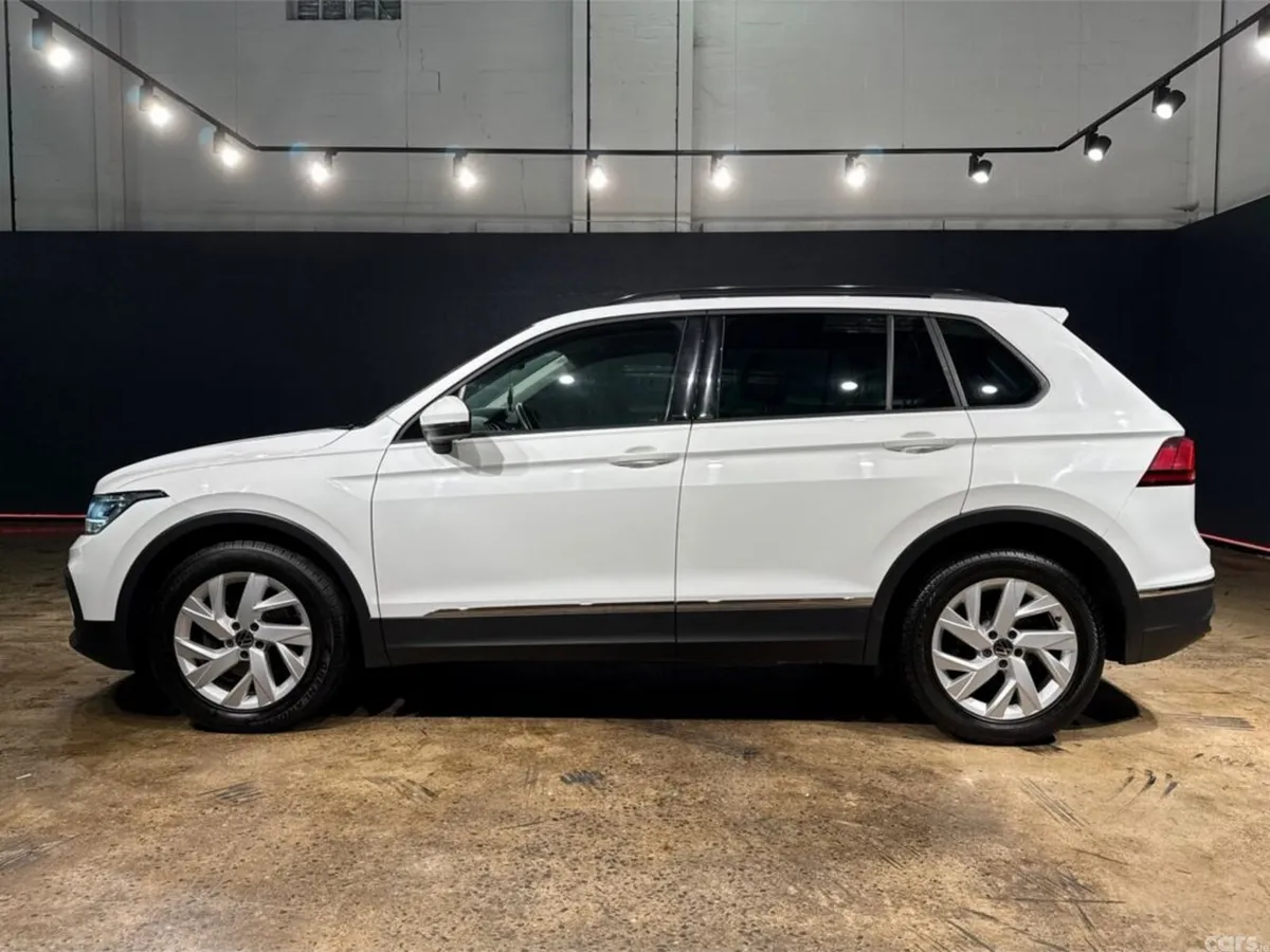 Volkswagen Tiguan SUV, Diesel, 2023, White