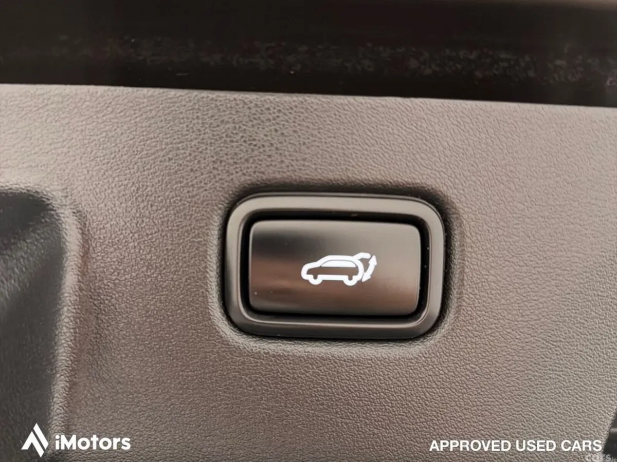 Kia EV6 SUV, Electric, 2025, Black
