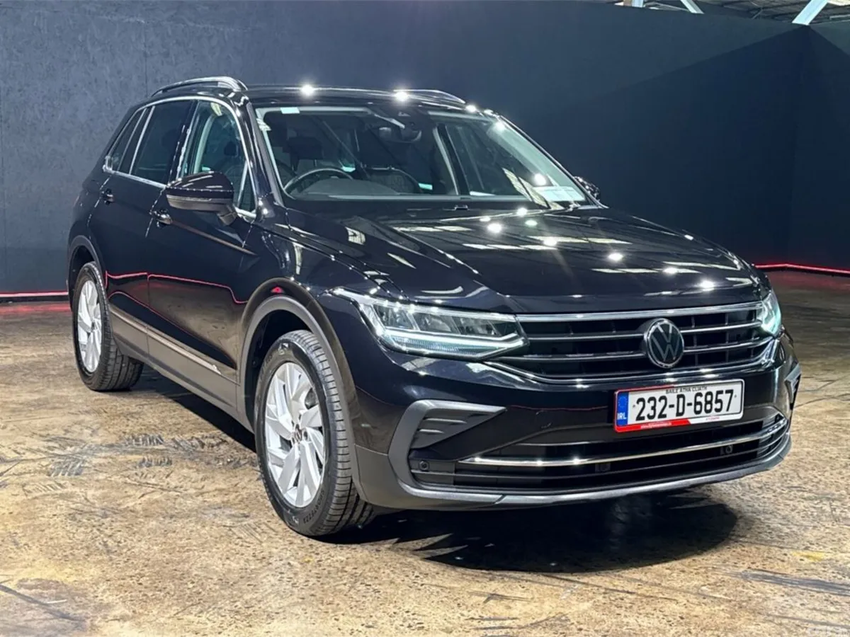 Volkswagen Tiguan SUV, Diesel, 2023, Black