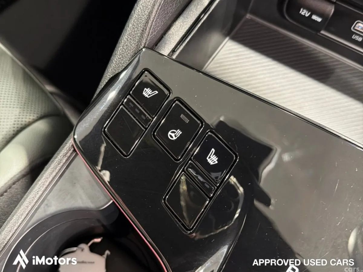 Kia Sportage SUV, Petrol Plug-in Hybrid, 2025, Black