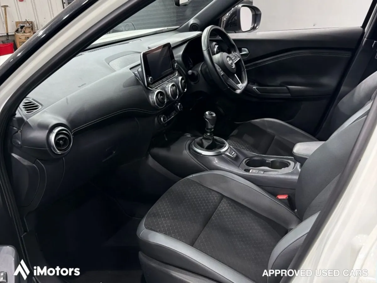 Nissan Juke SUV, Petrol, 2023, White