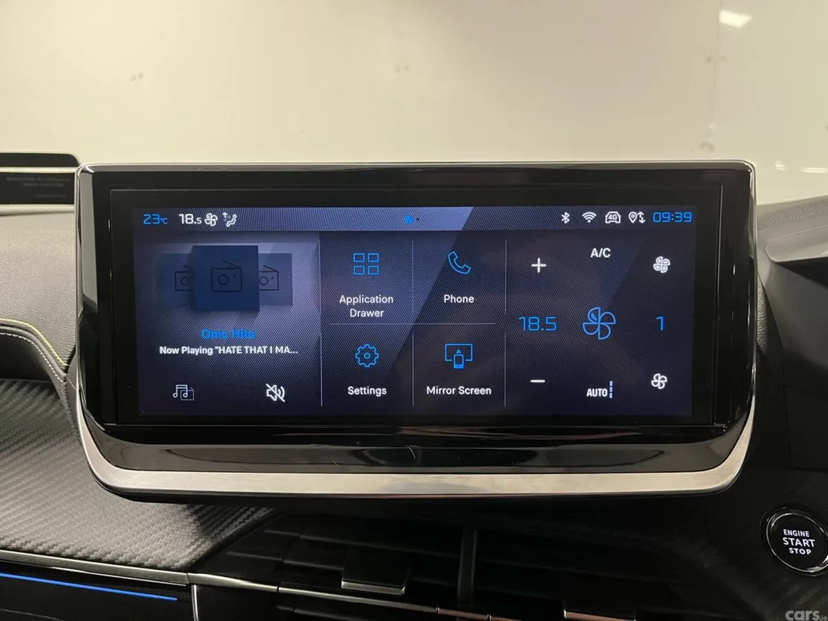 Peugeot 2008 SUV, Electric, 2025, Blue