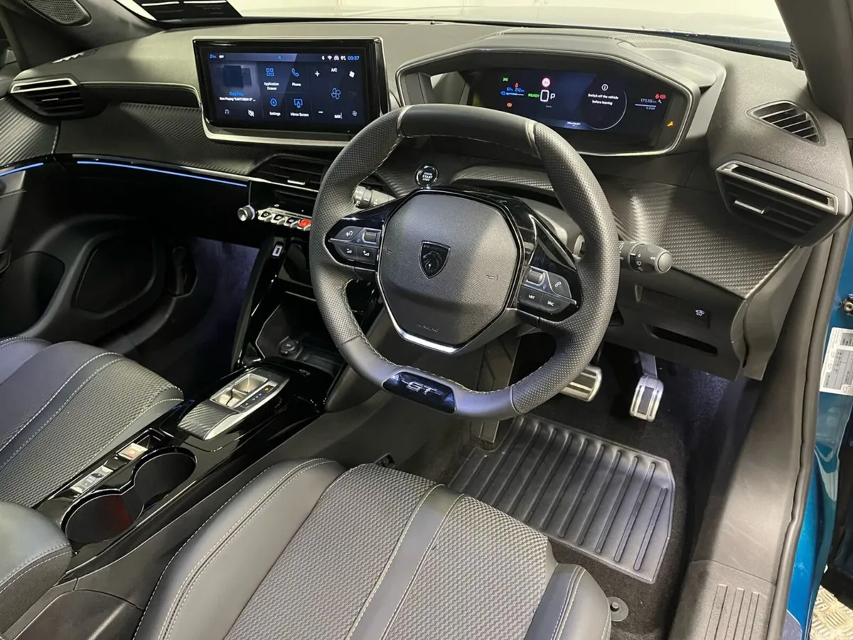 Peugeot 2008 SUV, Electric, 2025, Blue