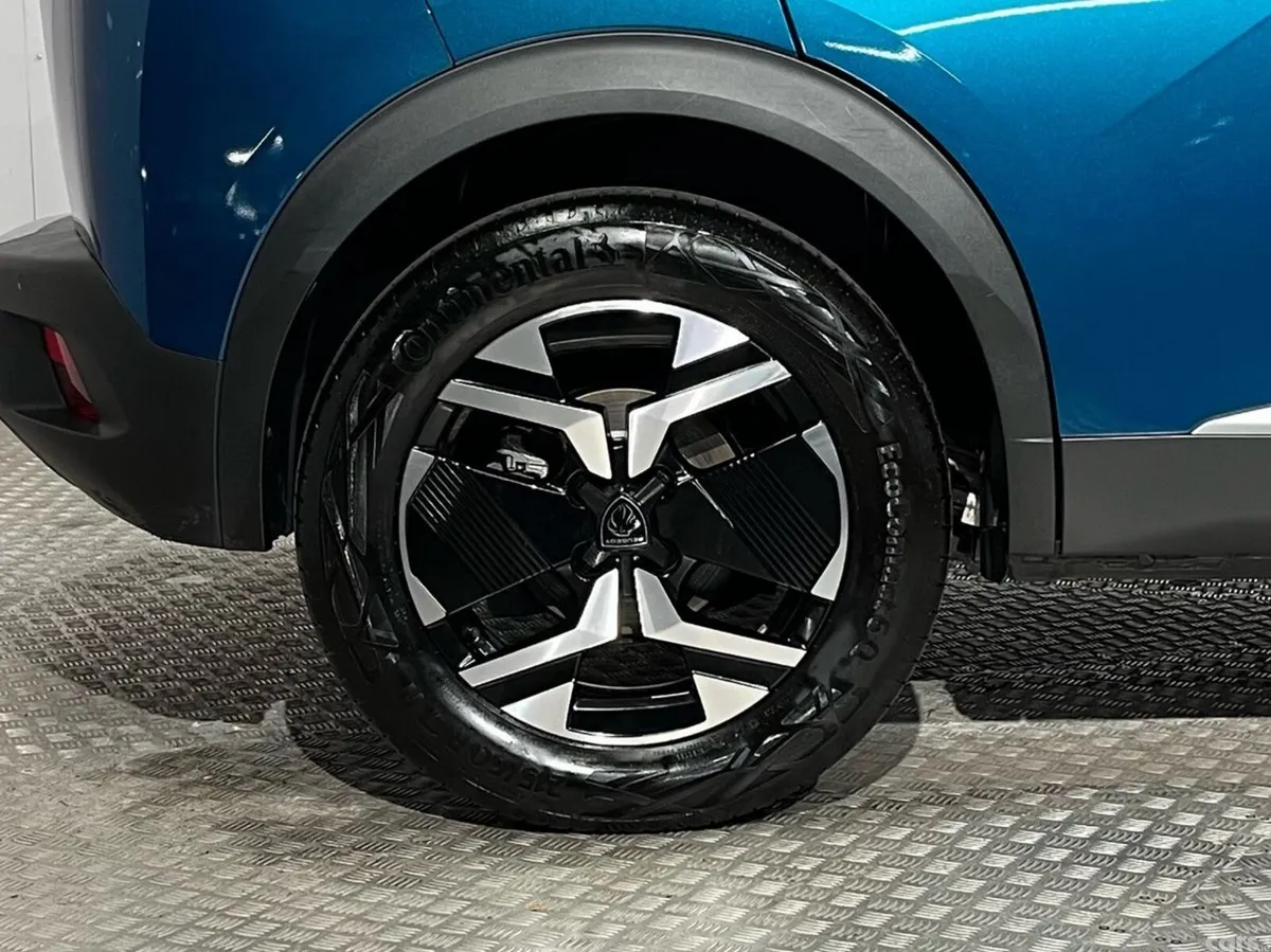 Peugeot 2008 SUV, Electric, 2025, Blue