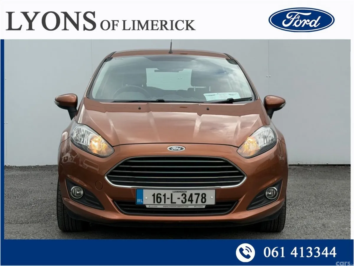 Ford Fiesta Hatchback, Petrol, 2016, Gold