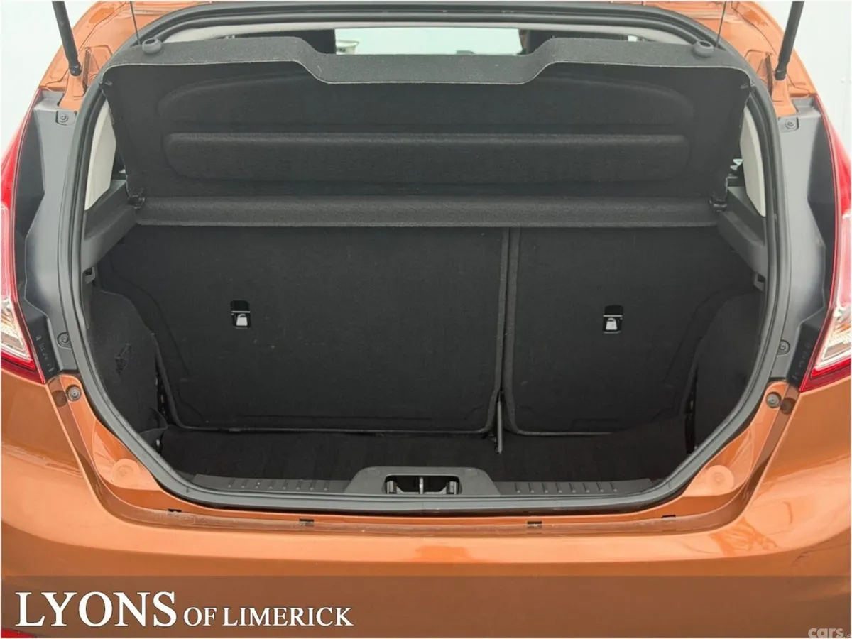 Ford Fiesta Hatchback, Petrol, 2016, Gold