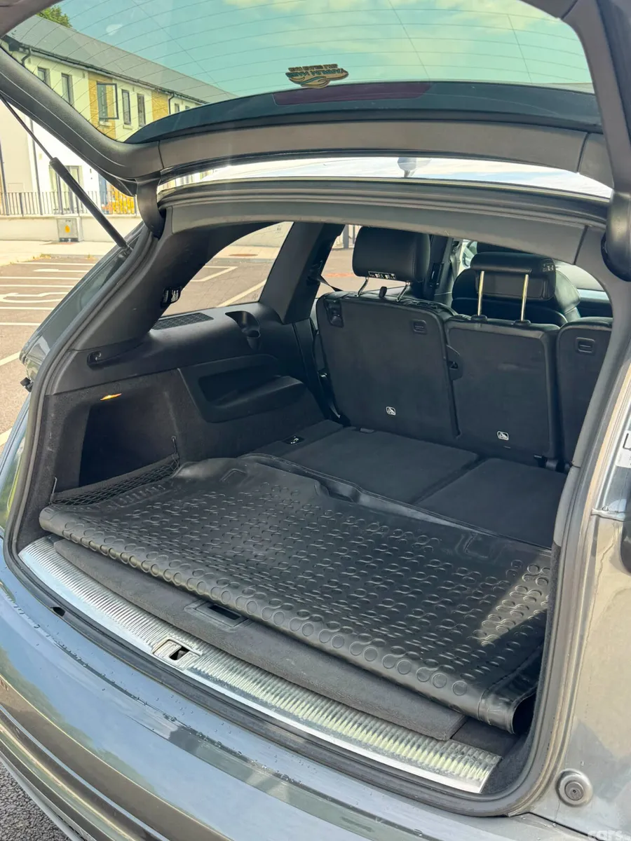 Audi Q7 SUV, Diesel, 2014, Grey