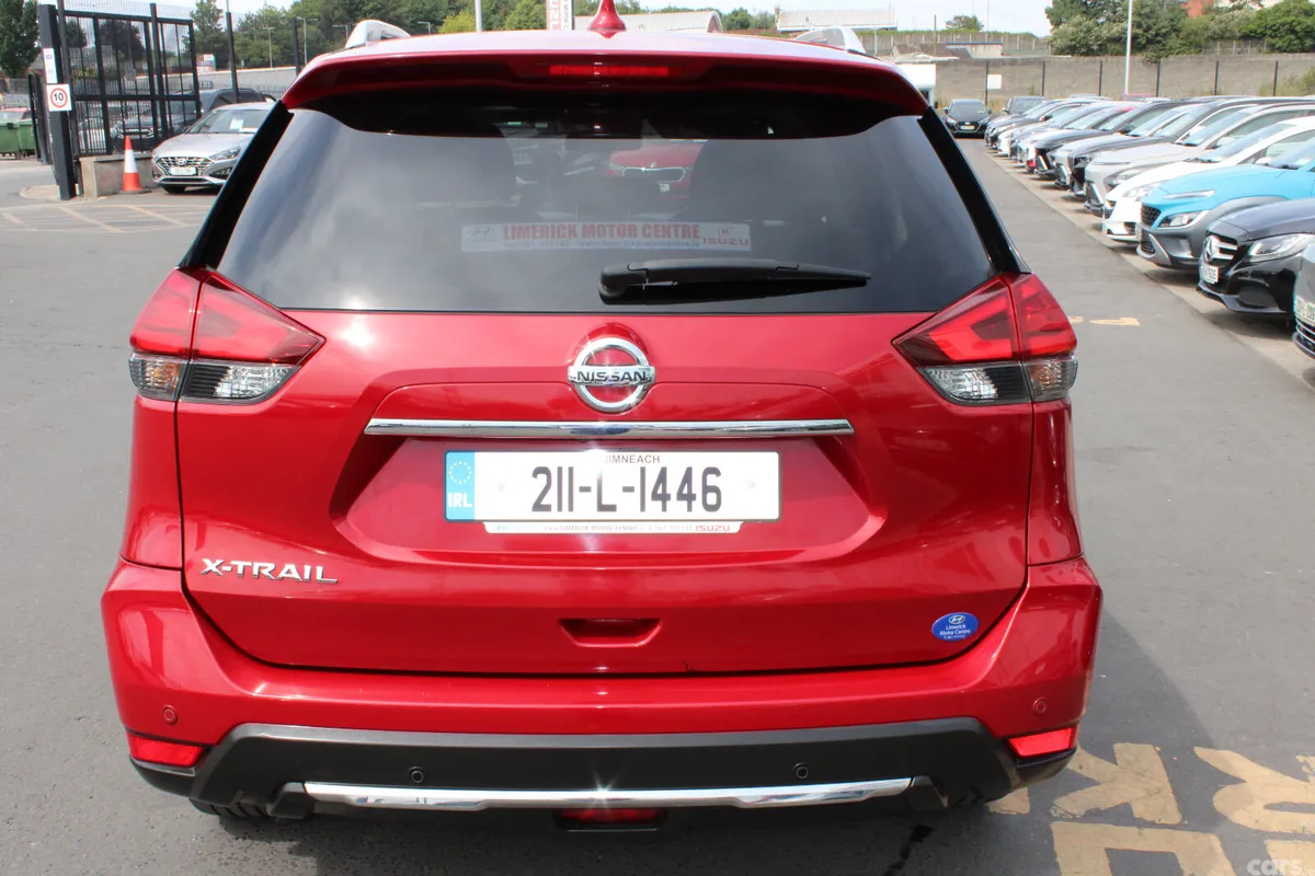 Nissan X-Trail SUV, Diesel, 2021, Red