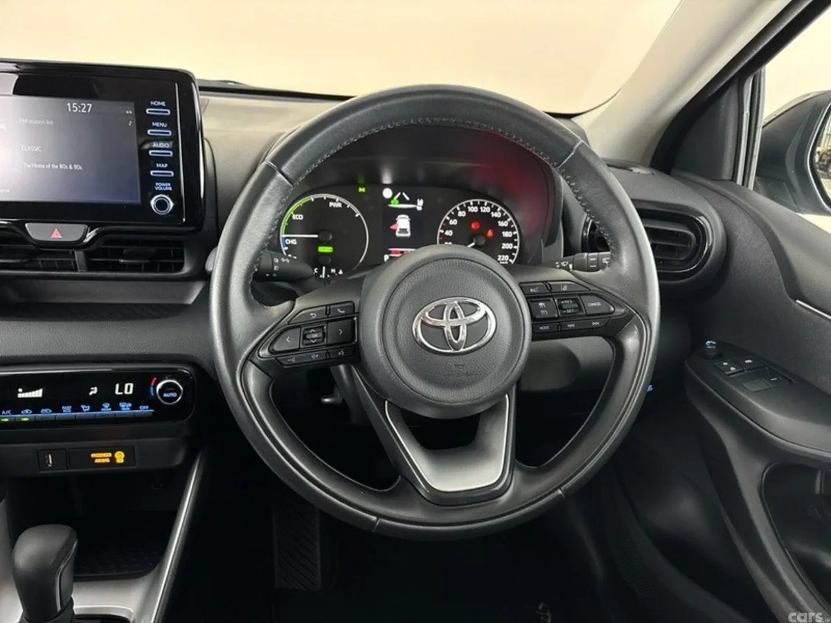 Toyota Yaris Hatchback, Petrol Hybrid, 2023, Grey