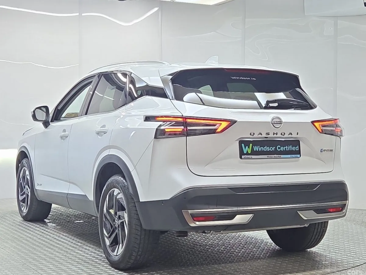 Nissan Qashqai MPV, Petrol Hybrid, 2025, White
