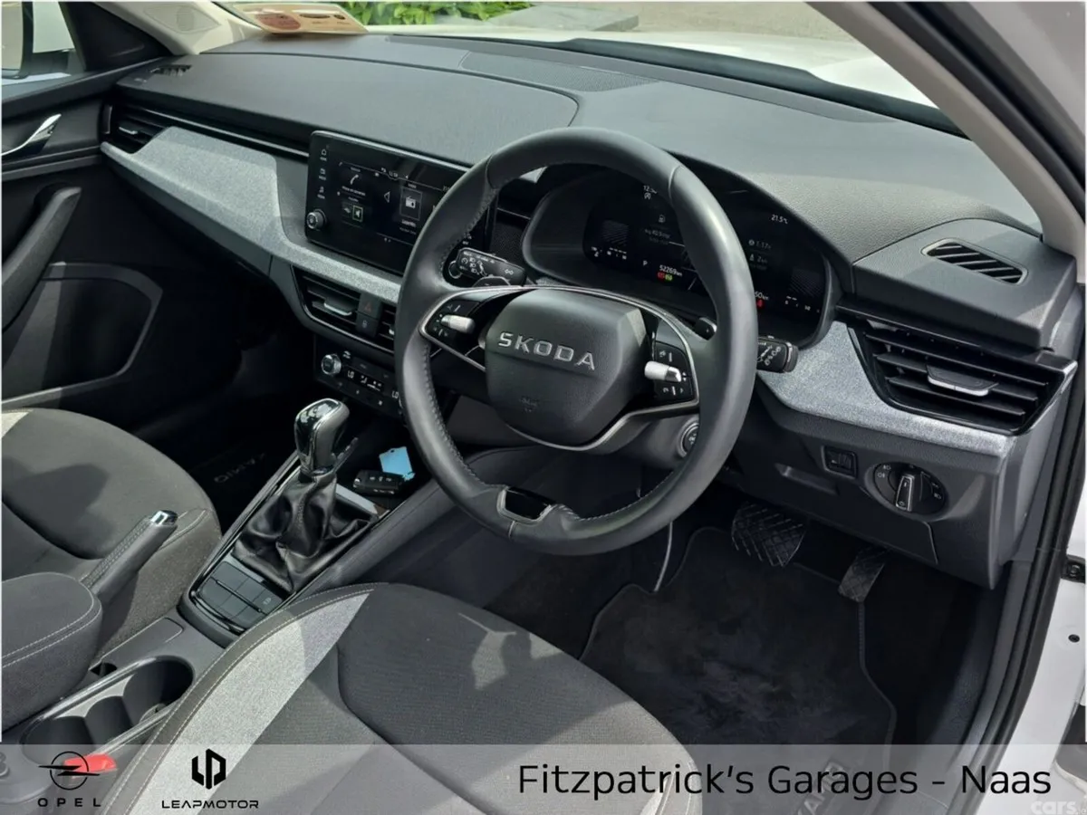 Skoda Kamiq Hatchback, Petrol, 2025, White