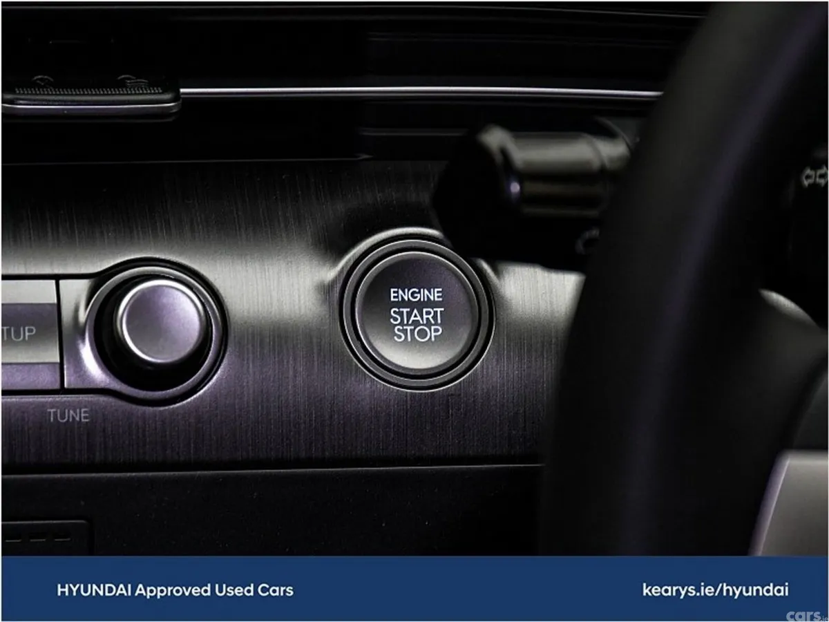 Hyundai KONA SUV, Petrol, 2023, Grey