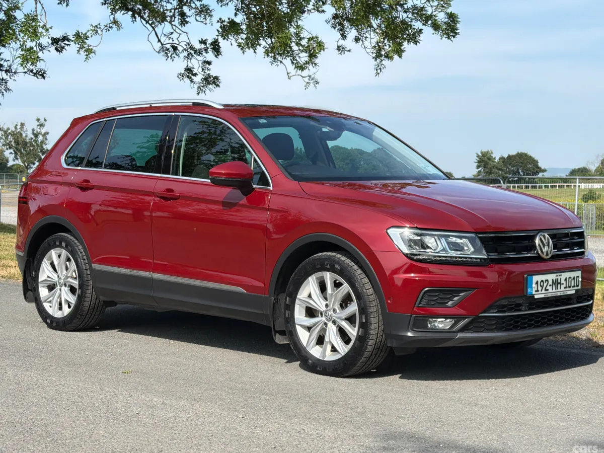 Volkswagen Tiguan SUV, Diesel, 2019, Red